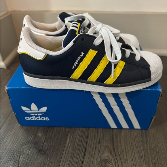 NWT adidas Superstar Original ‘Track Suit Pack’ l Indigo Yellow l M 5.5/W 7 - Picture 2 of 9